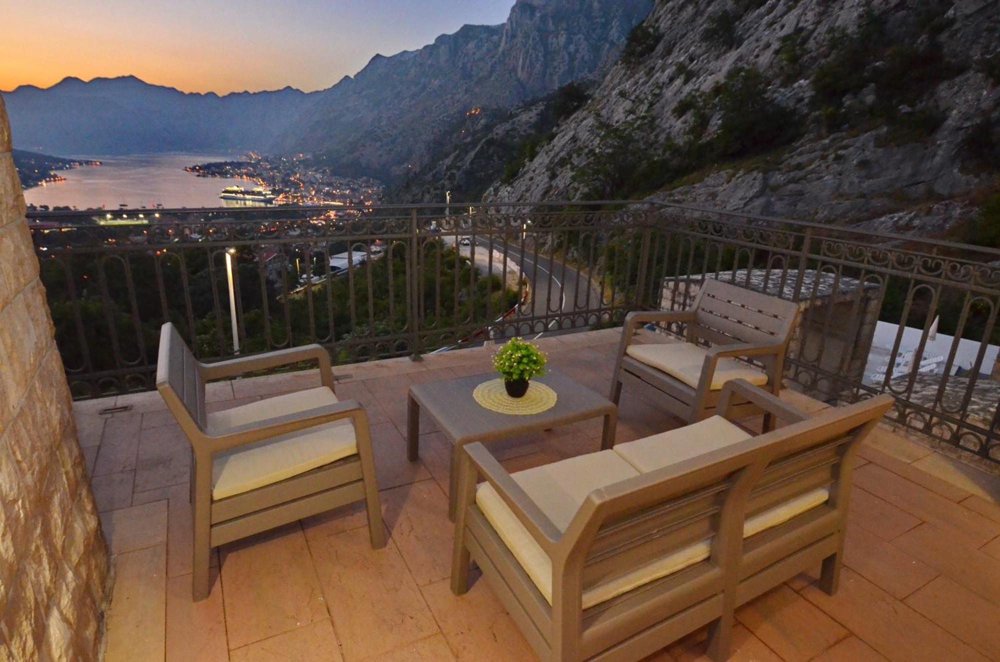 Boka Devine Residence Kotor Eksteriør bilde