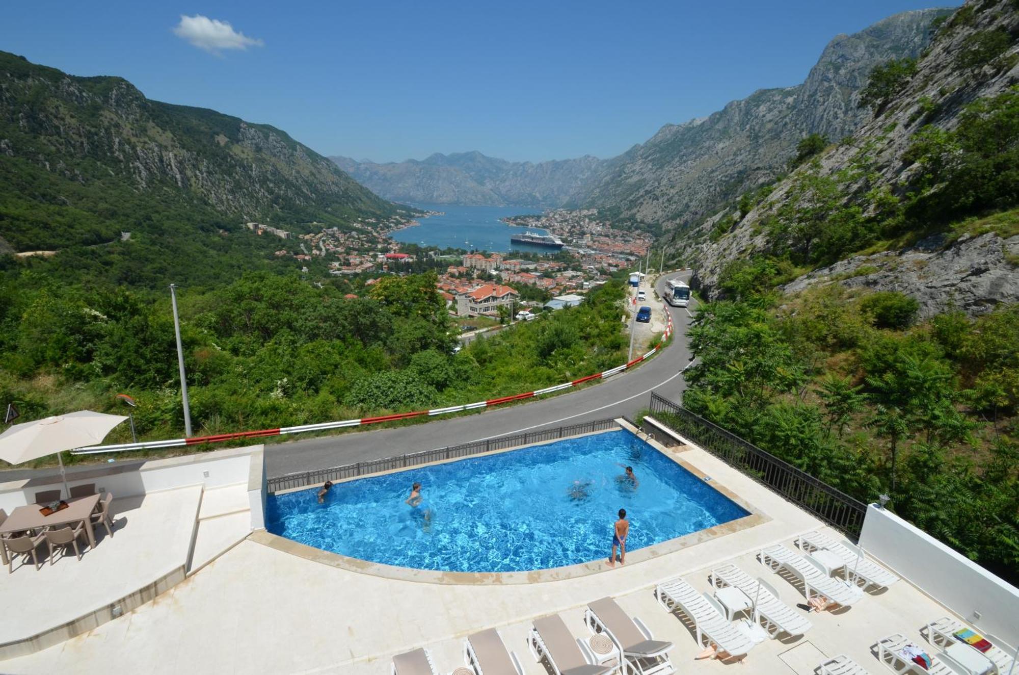 Boka Devine Residence Kotor Eksteriør bilde